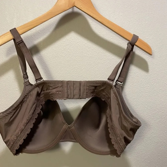 Felina woman’s brown underwire bra - Picture 4 of 8